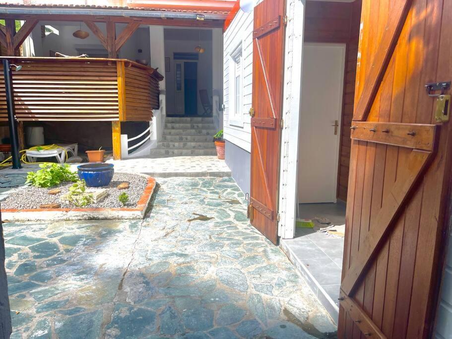 לה דיאמנט Maison Marouka Sur La Plage Du Diamant מראה חיצוני תמונה